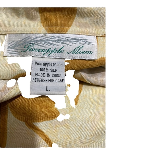 Pineapple moon silk Hawaiian floral button down mens shirt. Size Large - Picture 9 of 9